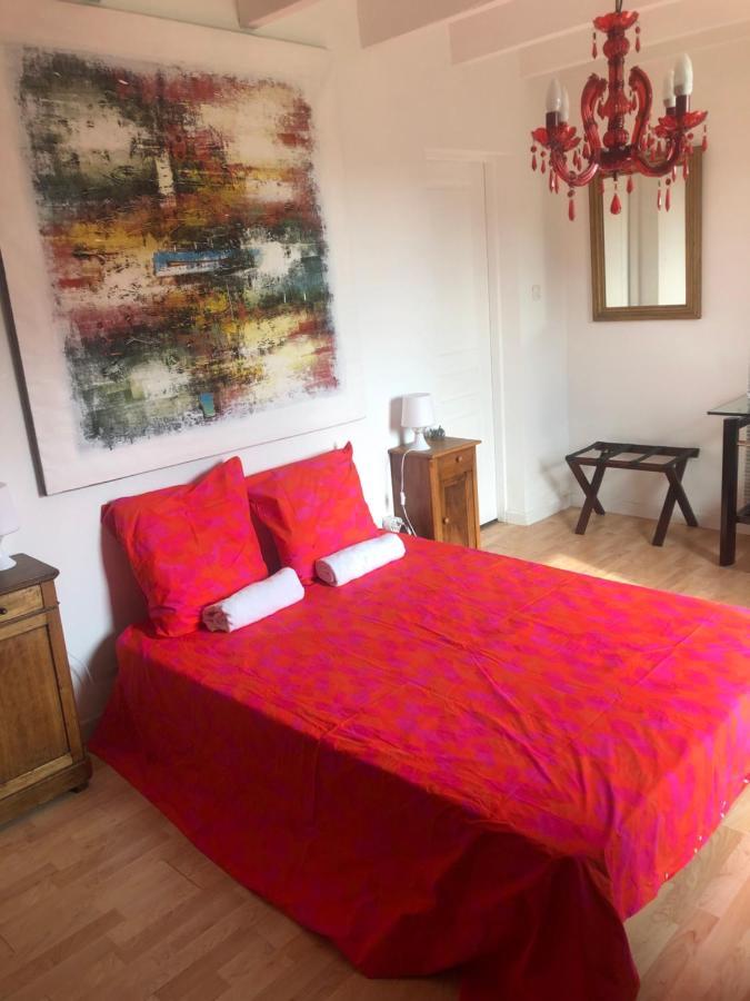 マルモール Le Cigalon Bed & Breakfast エクステリア 写真